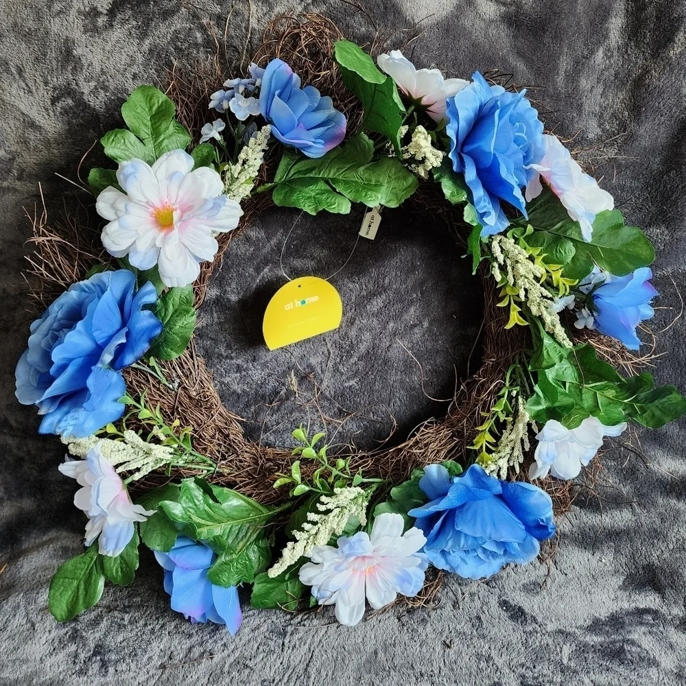 NWT spring summer blooming floral Rose Daisy Greenery leaves door wreath, 20'